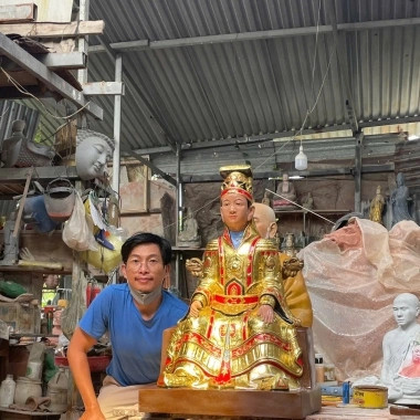 Tượng thánh mẫu thiên y 