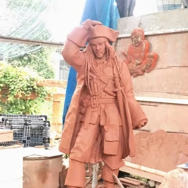 Làm tượng mô hình