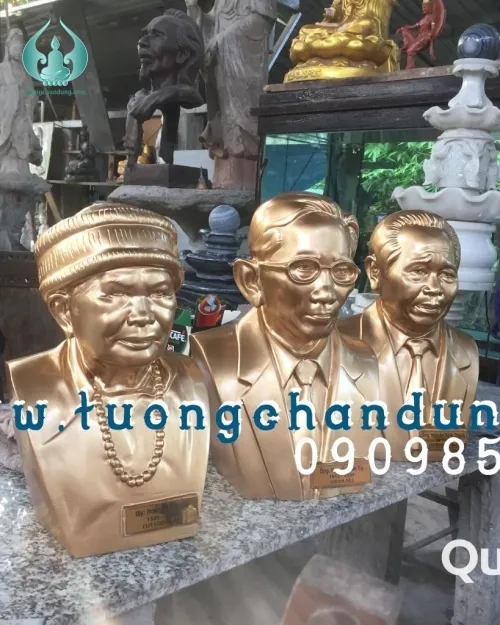 Tượng chân dung theo hình