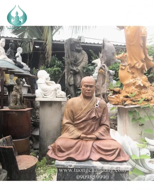 Tượng quý Tăng Ni