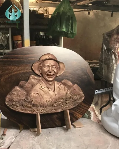 Tượng chân dung lưu niệm