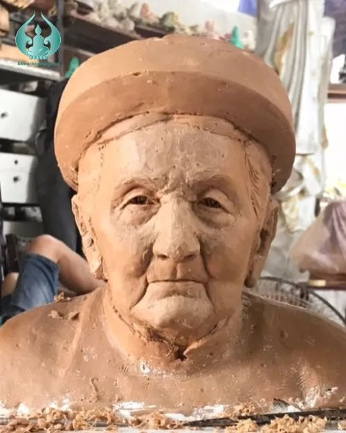 Làm tượng chân dung