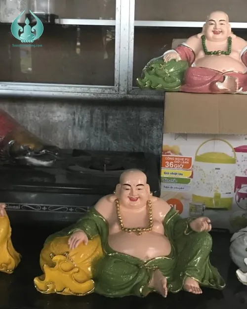 Tượng Phật di lặc