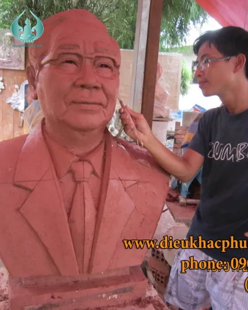 Điêu khắc chân dung