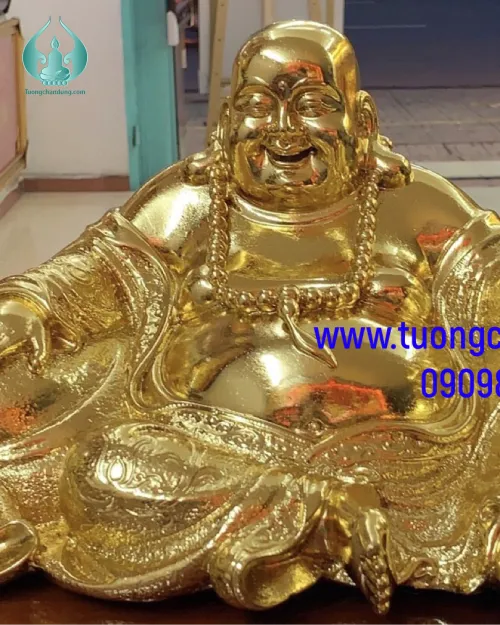 Tượng di lặc dát vàng