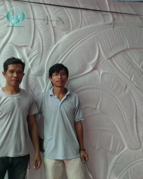 Trang phù điêu trang trí tường