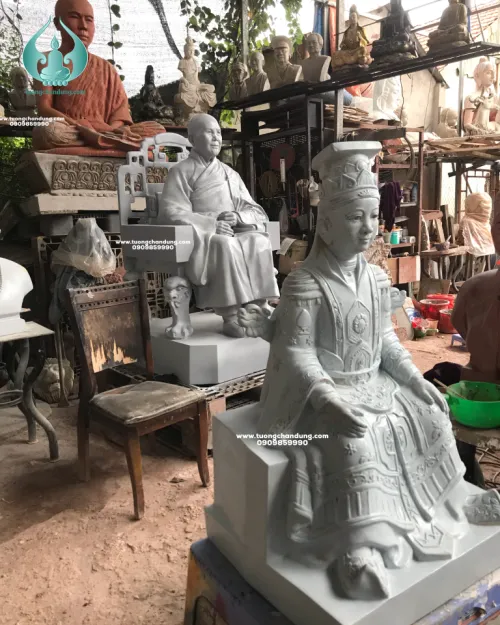 Tượng chân dung composit