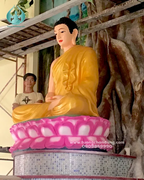 Tượng phật xi măng