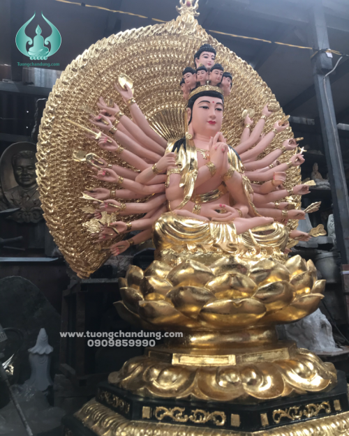 Tượng thiên thủ thiên nhãn 